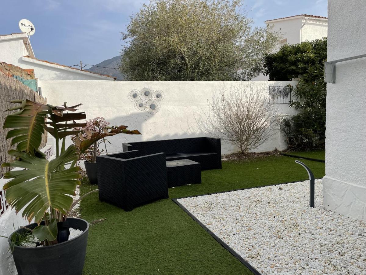 Montsia 7 Casa Con Piscina Privada, Roses, Mas Bos Vakantiehuis *